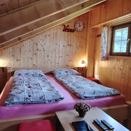 Soba Pri Bregarju Apartment Bohinj Bagian luar foto