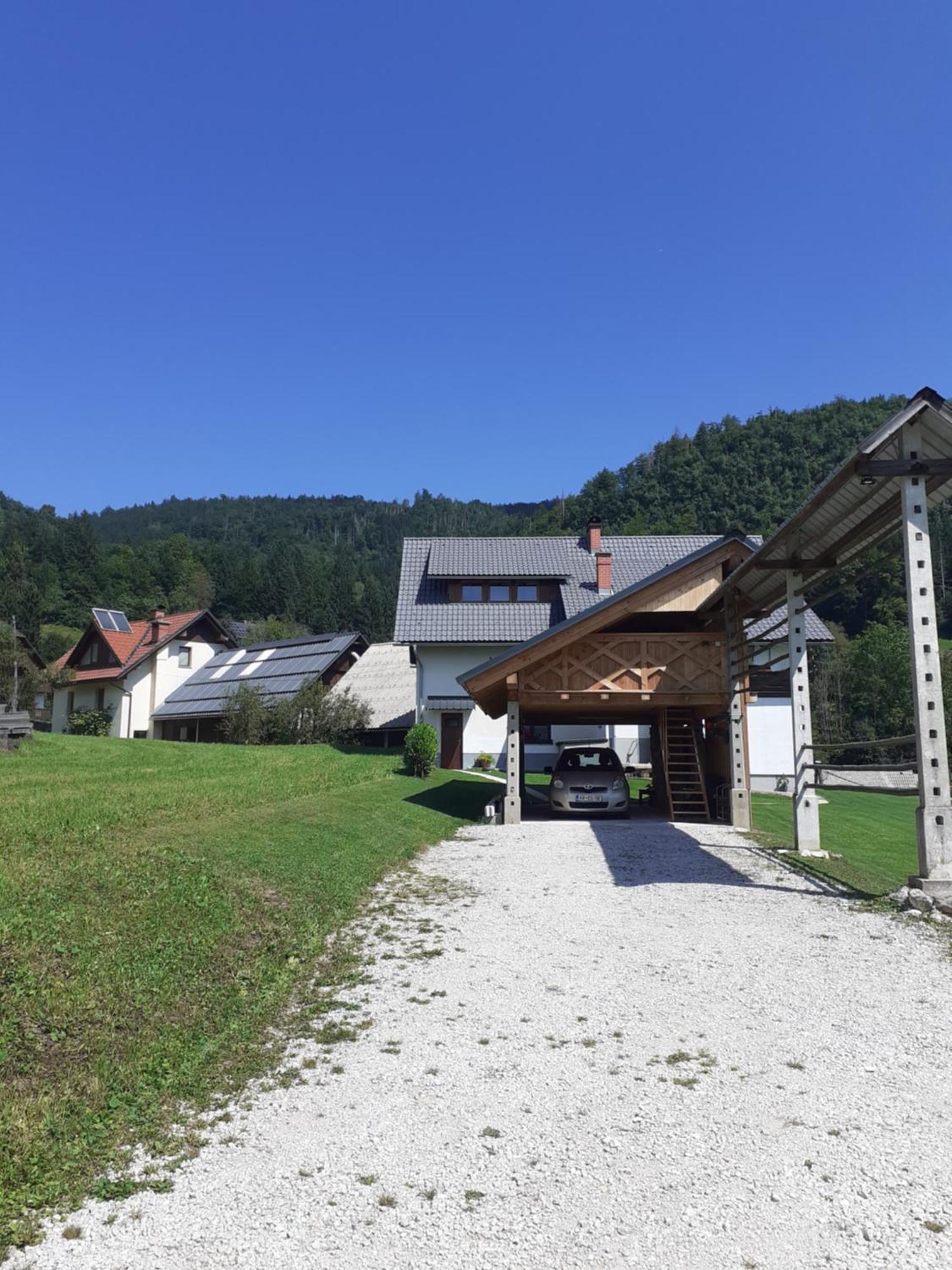 Soba Pri Bregarju Apartment Bohinj Bagian luar foto