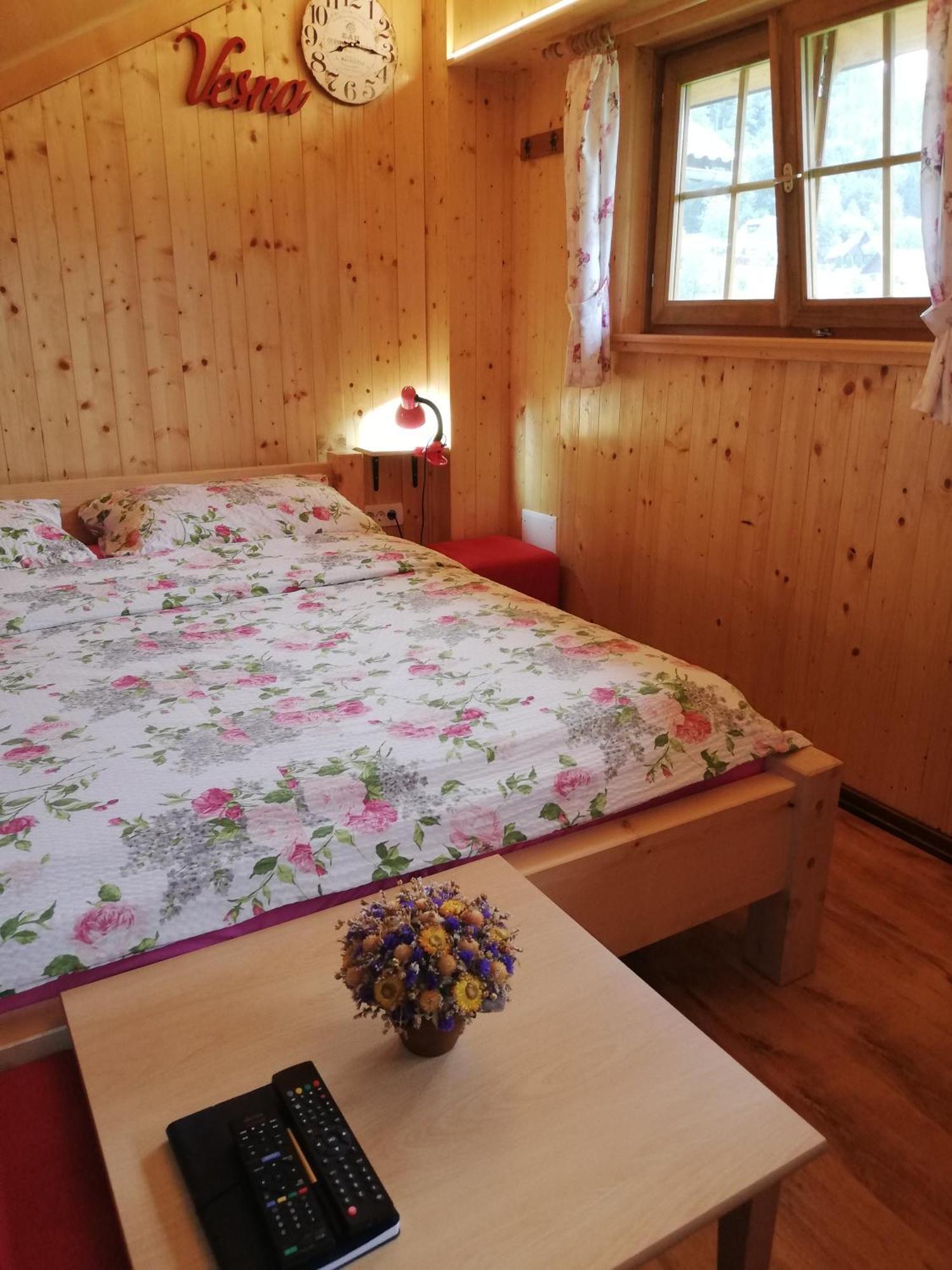 Soba Pri Bregarju Apartment Bohinj Bagian luar foto
