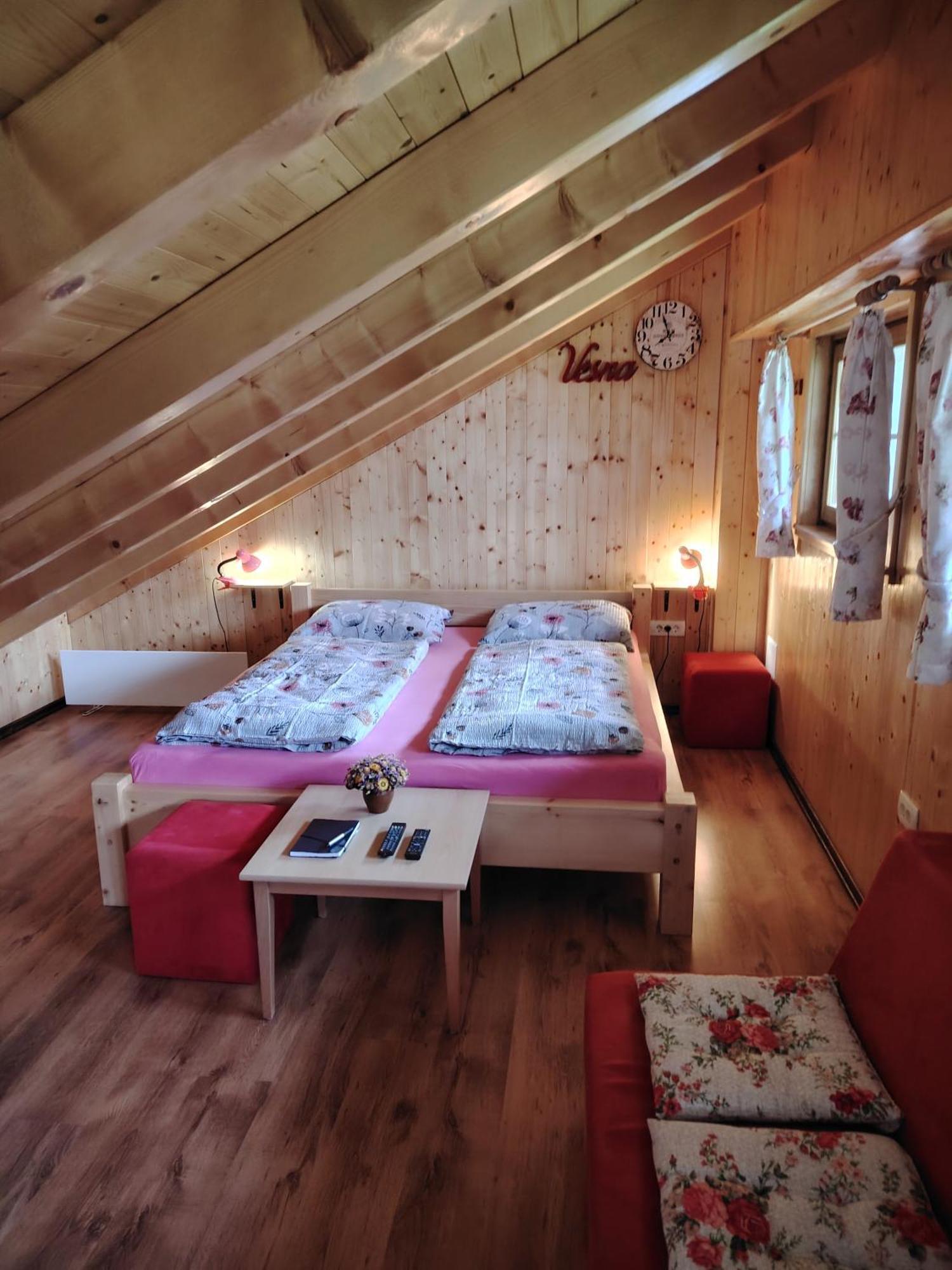 Soba Pri Bregarju Apartment Bohinj Bagian luar foto